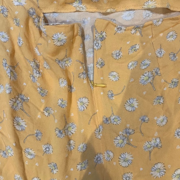 Pacsun L.A. Hearts Mini Skirt Ruffle Hem - Picture 3 of 5